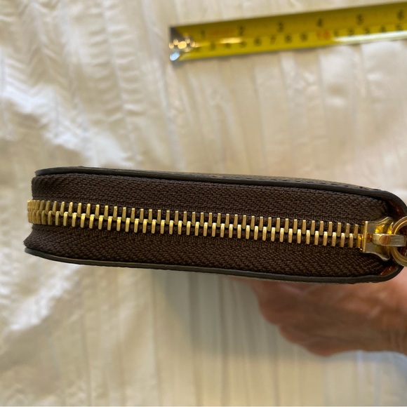 Women’s Brown Canvas Large Wallet - Picture 9 of 11